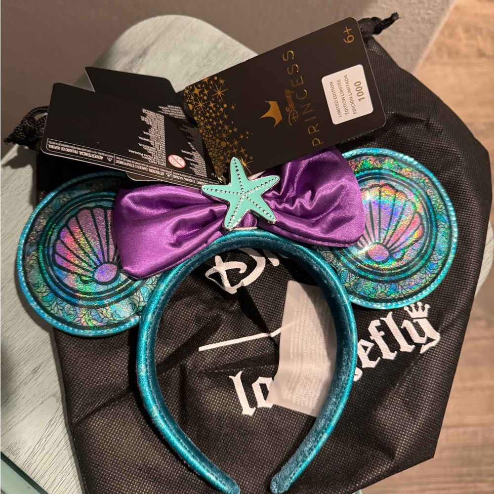 Loungefly Disney Princess stained glass collection: little mermaid early